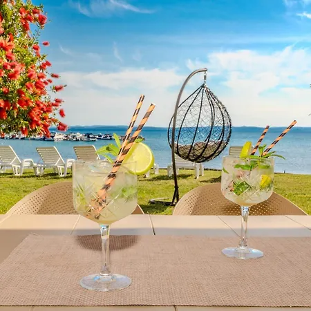 Apartment By The Sea - Zadar - 24599